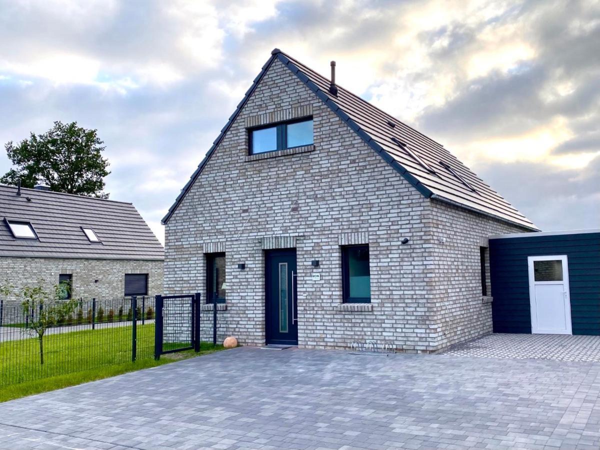 Ferienhaus Moin. Am Harkebruegger See Mit Sauna Barssel  Ngoại thất bức ảnh